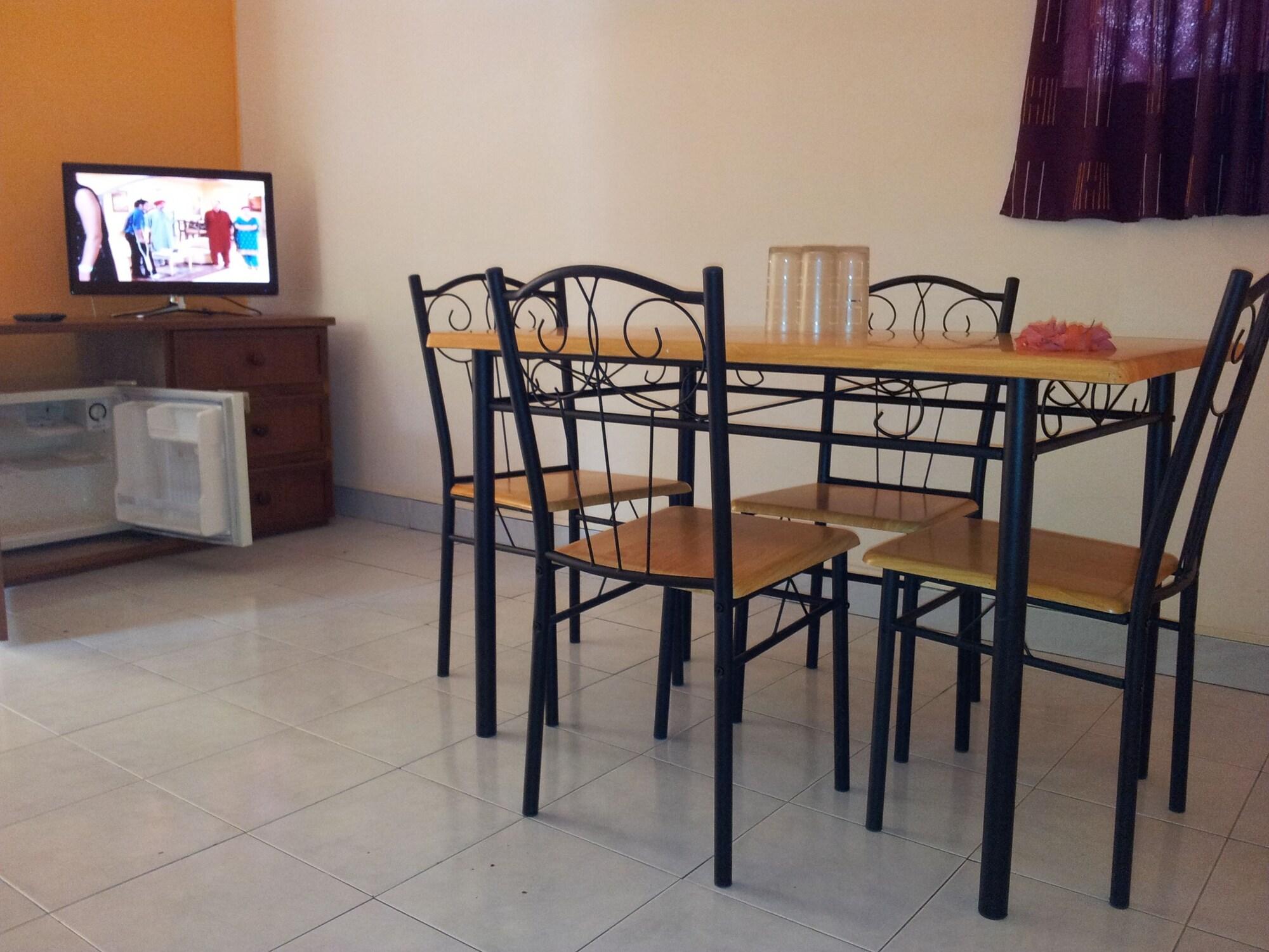 Le Grand Bleu Hotel تراوْ أوكس بيتْشيز المظهر الخارجي الصورة