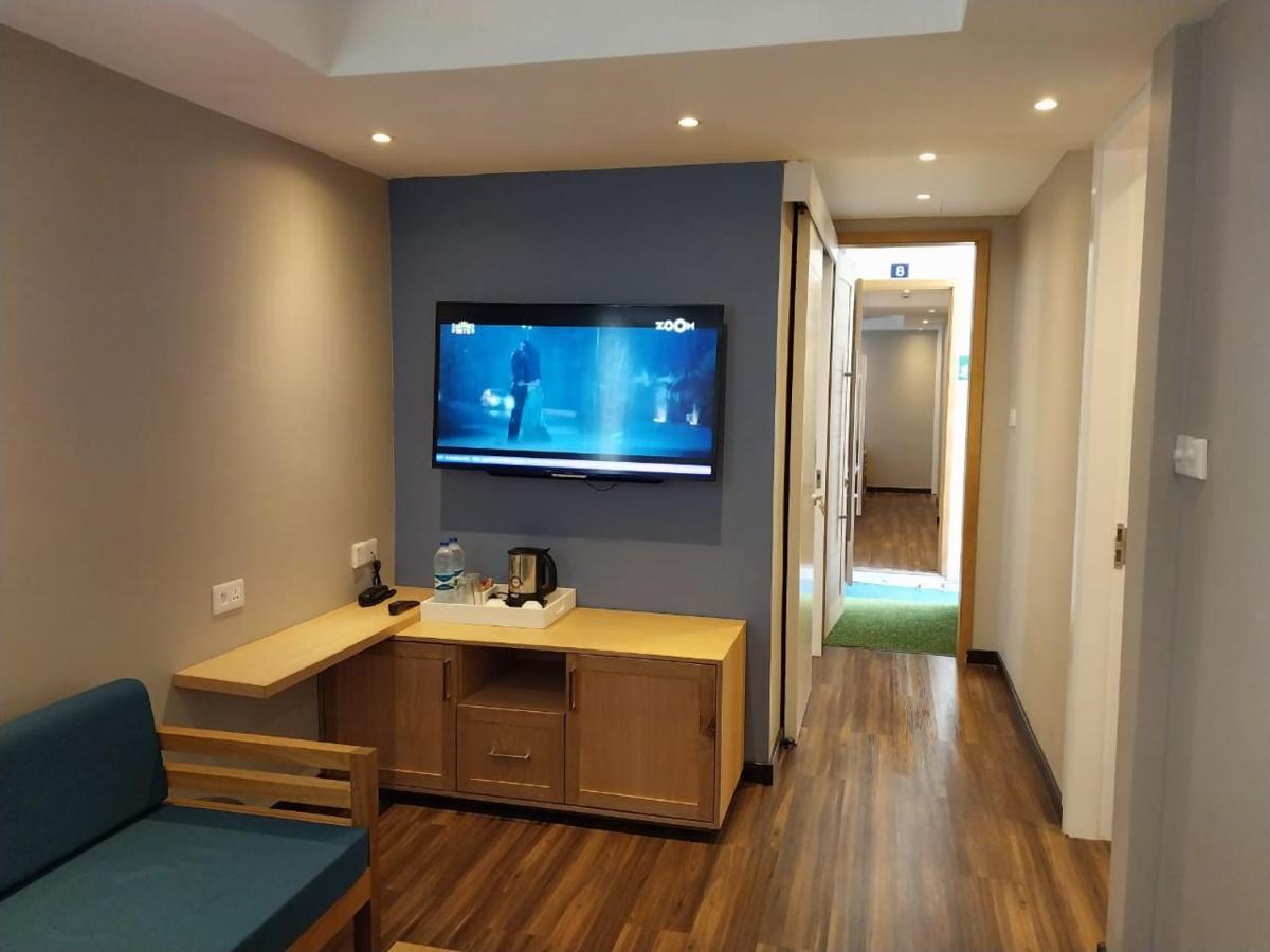 Le Grand Bleu Hotel تراوْ أوكس بيتْشيز المظهر الخارجي الصورة